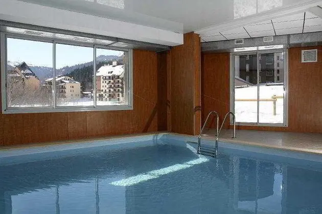 Residence Nemea les Balcons d'Ax - Havuz