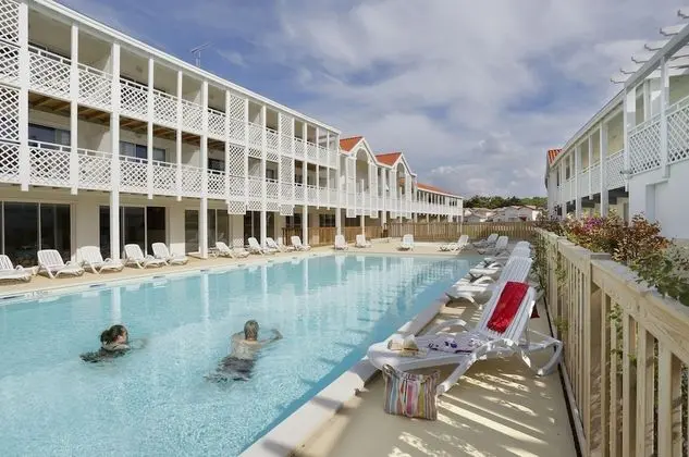 Résidence Nemea Les Balcons des Pêcheurs - Havuz
