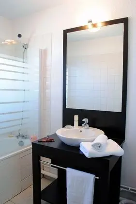 Résidence Nemea Les Gourbets - Banyo Tipleri