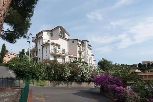 Residence Oleandro - Dış Mekan