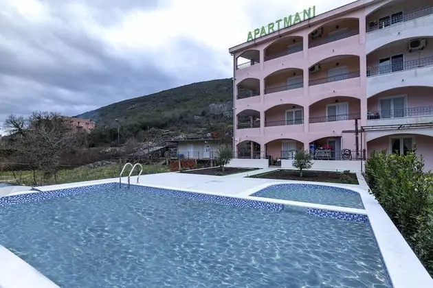 Residence Pejovic - Havuz