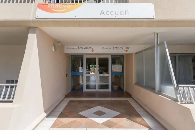 Résidence Pierre & Vacances Hyeres Le Port - Dış Mekan