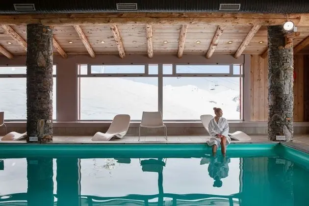 Résidence Pierre & Vacances Premium Les Hauts Bois - Havuz