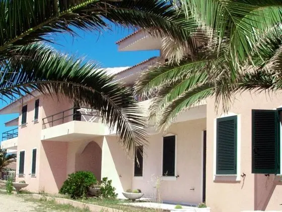 Residence With Pool, Near the Beach and Coastal Town of La Ciacca