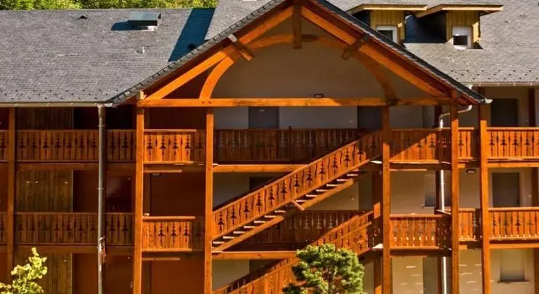 Residence Privilege Resort Les Chalets d'Ax - Genel
