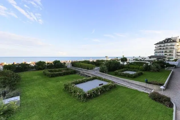 Residence Punta dell'Est - Dış Mekan