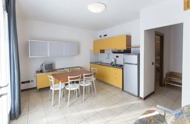 Residence Robinia Pinetine - Mutfak