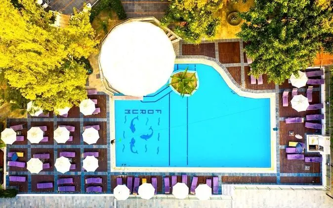 The Residence Hotel