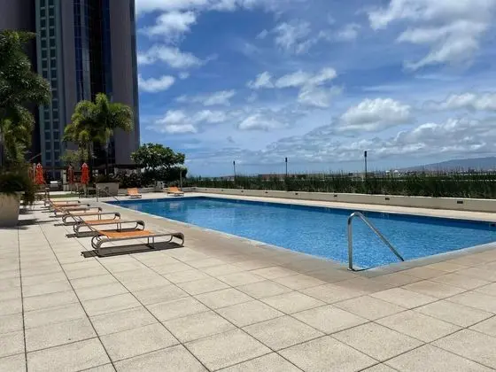 Residence Salt at Kakaako - Havuz