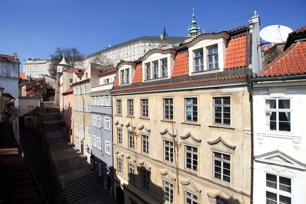Residence Thunovska 19