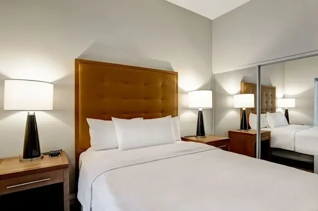 Residences at Kanata Lakes - Oda