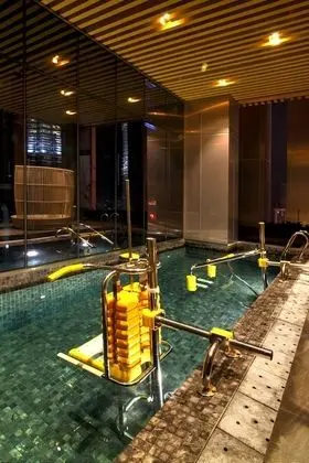 The Residences KLCC - Luxury Suites - Havuz
