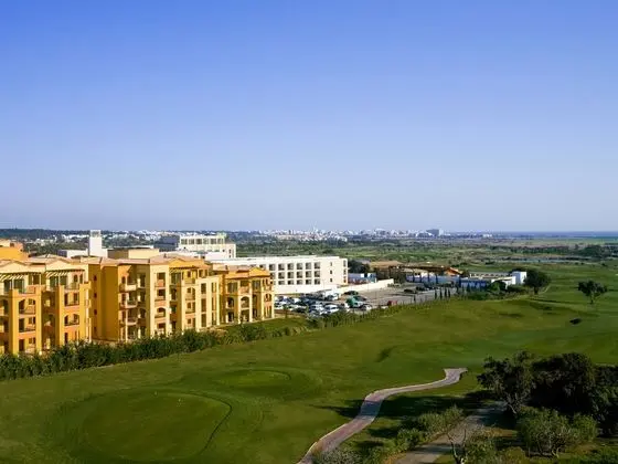 The Residences at Victoria