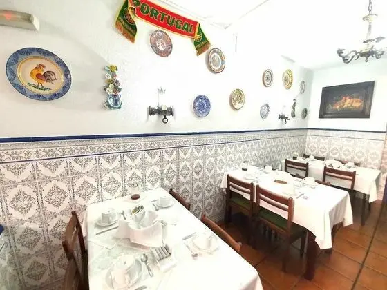 Residencia LIS B&B and Parking