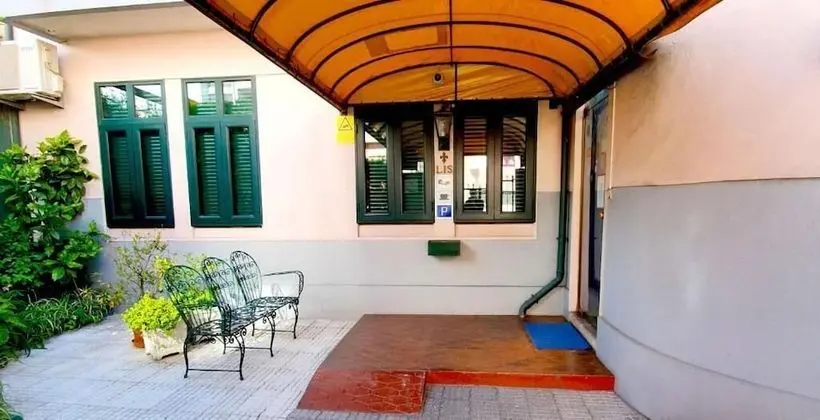 Residencia LIS B&B and Parking - Dış Mekan