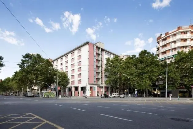 Residencia Universitaria La Ciutadella - Dış Mekan