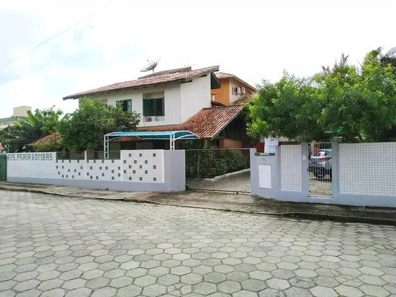 Residencial Praia Bombas - Öne Çıkan Resim