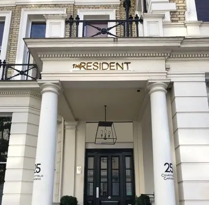 The Resident Kensington - Dış Mekan