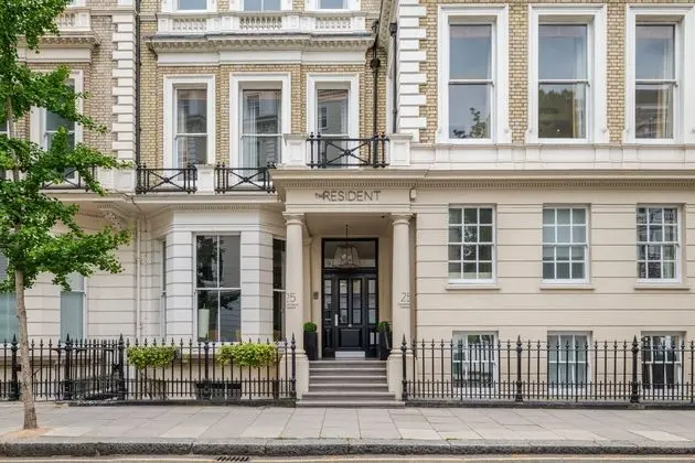 The Resident Kensington - Öne Çıkan Resim