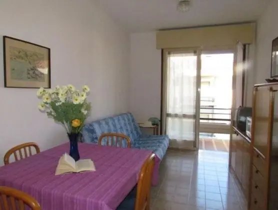 Residential Condominium in a Quiet and Comfortable Area - Beach Place Included - Öne Çıkan Resim