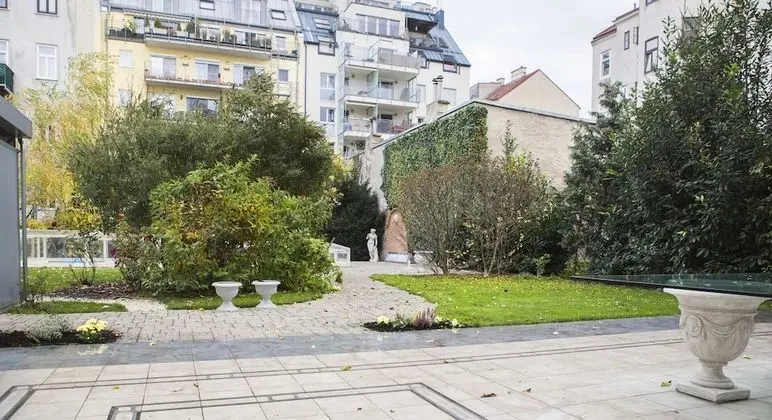 Residenz Donaucity - Dış Mekan