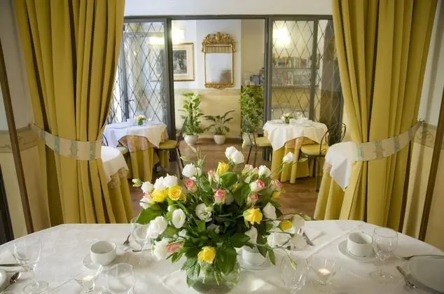 Residenza Il Villino B&B - Yerinde Yemek