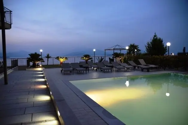 Residenza Miralago
