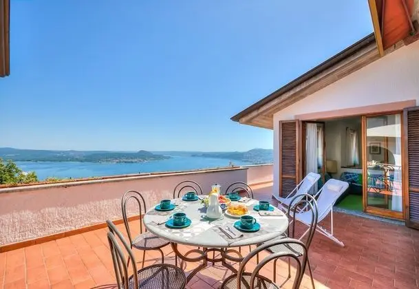 Residenza Over The Lake Ada's Terrace