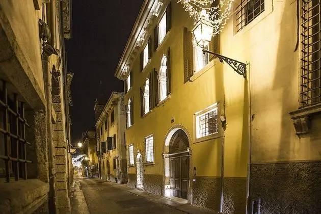 Residenza Palazzo Brenzoni - Dış Mekan