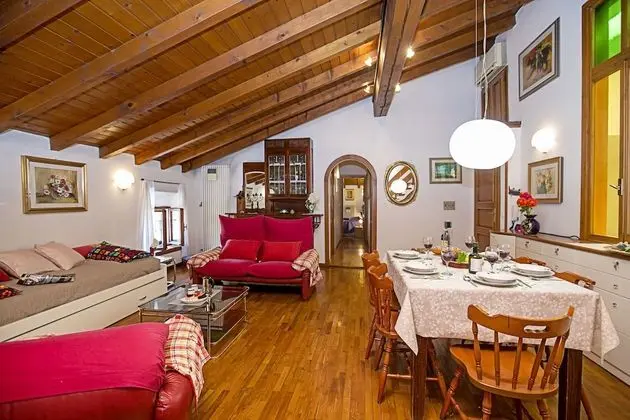 Residenza Rocca del Lago 2 - Yerinde Yemek