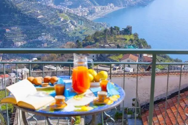 Residenza Rosalia 1 With Sea View Private Terraces and Air Conditioning - Oda