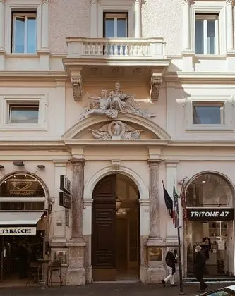 Residenza Tritone a Fontana di Trevi - Dış Mekan