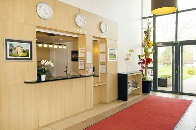Residhome Bures La Guyonnerie - Lobi