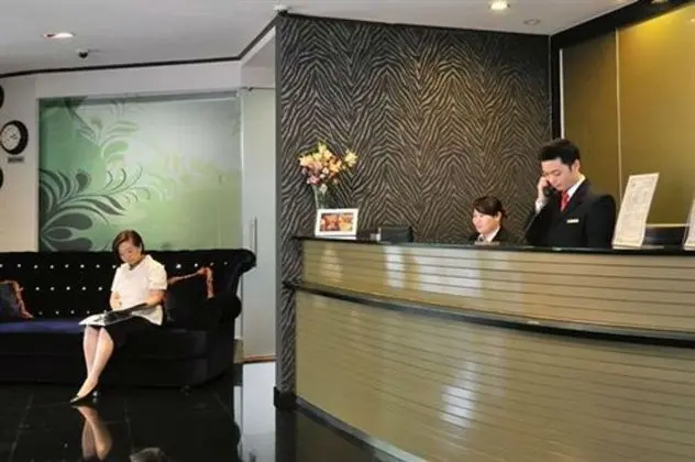 Rest Bugis Hotel