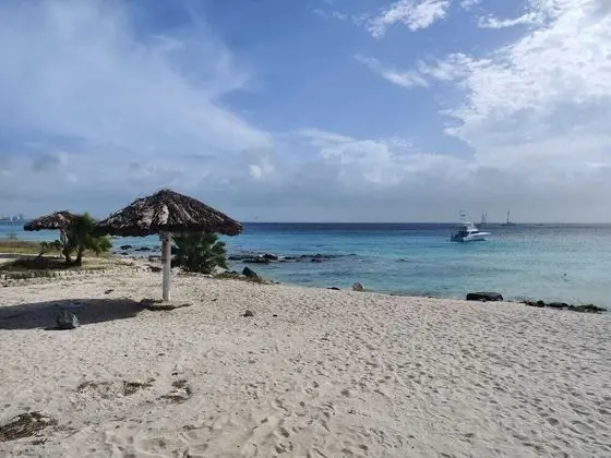 Rest, Work and fun in the Caribbean - Plaj