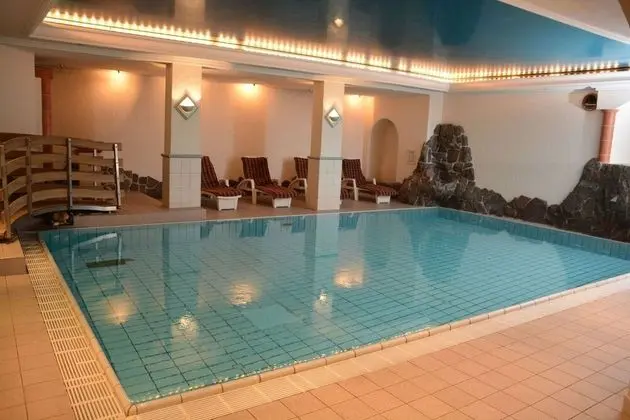 Hotel-Restaurant Berghof - Havuz