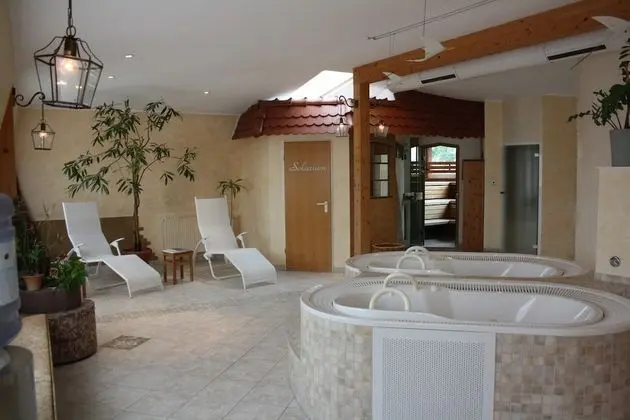 Hotel & Restaurant Brackstedter Mühle - Havuz