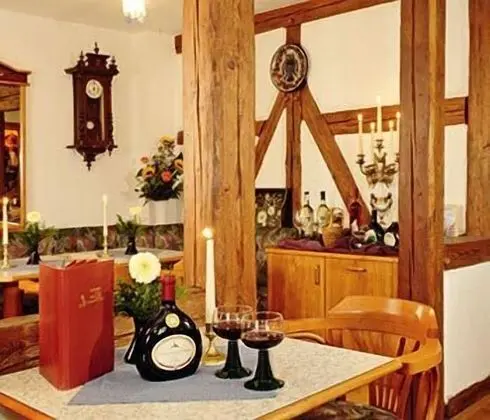 Hotel Restaurant Café Uhl - Yerinde Yemek