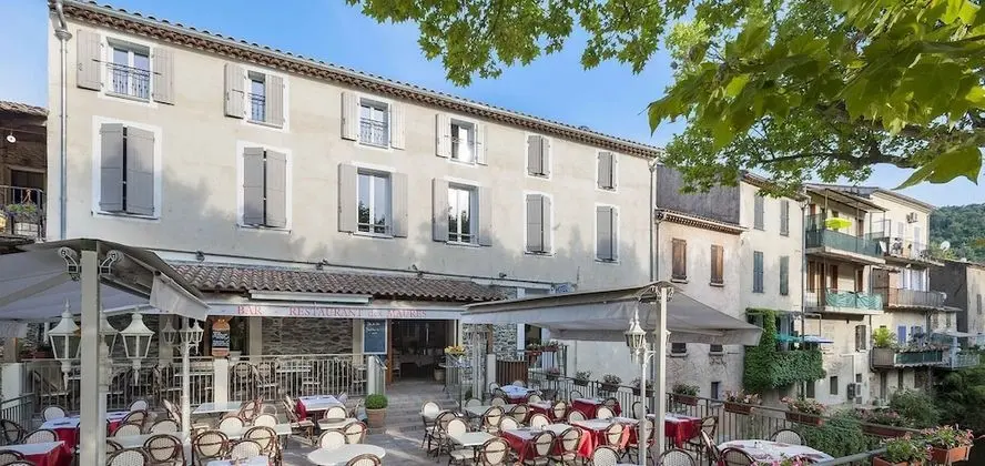 Hotel restaurant des Maures - Yerinde Yemek
