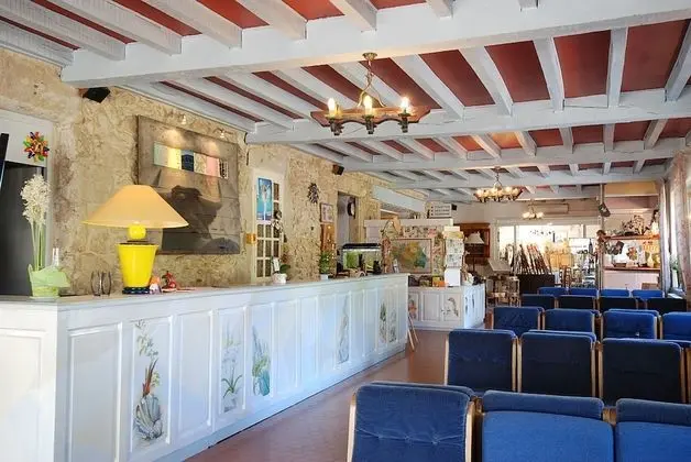 Hotel Restaurant des Thermes - Lobi
