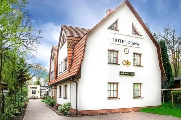 Hotel & Restaurant Diana - Dış Mekan