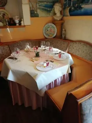 Restaurant El-Greco Pension Naheblick - Yerinde Yemek