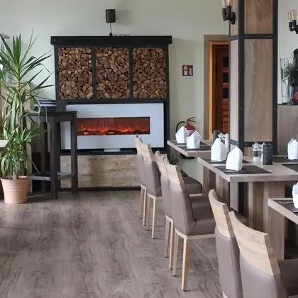 Hotel & Restaurant Elb Blick - İç Mekan