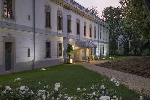 Hotel & Restaurant Gino Park Palace - Dış Mekan