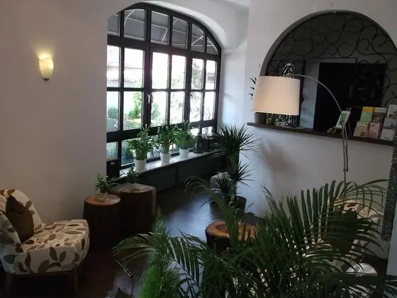 Hotel & Restaurant Hessischer Hof - Lobi