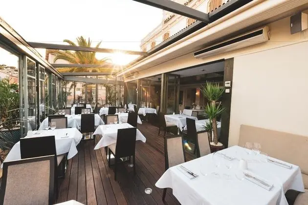 Hotel Restaurant La Villa Arena - Yerinde Yemek