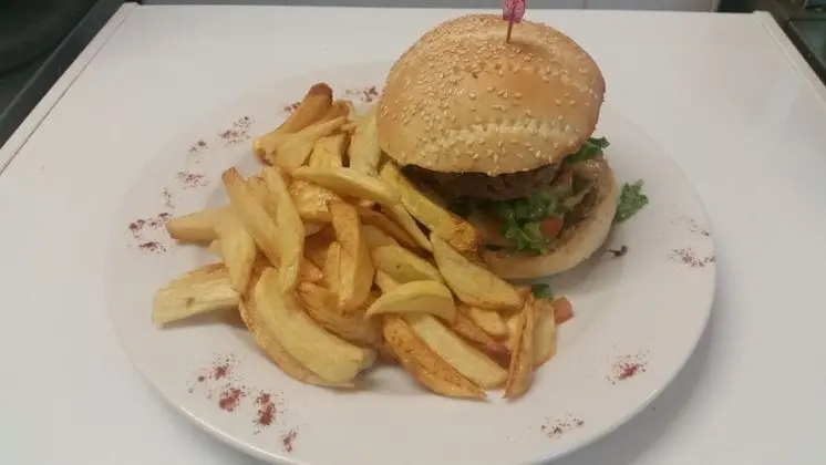 Hotel restaurant le Torrent - Yerinde Yemek