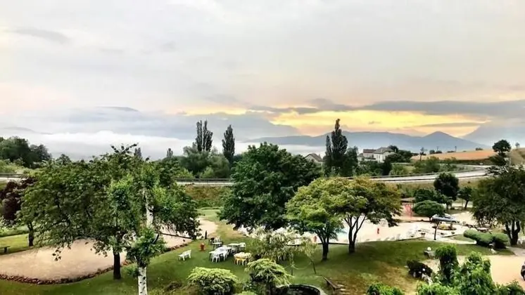 HOTEL RESTAURANT Le Traîneau - Dış Mekan