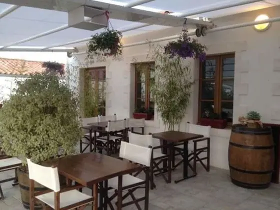 Hotel Restaurant L'Emeraude