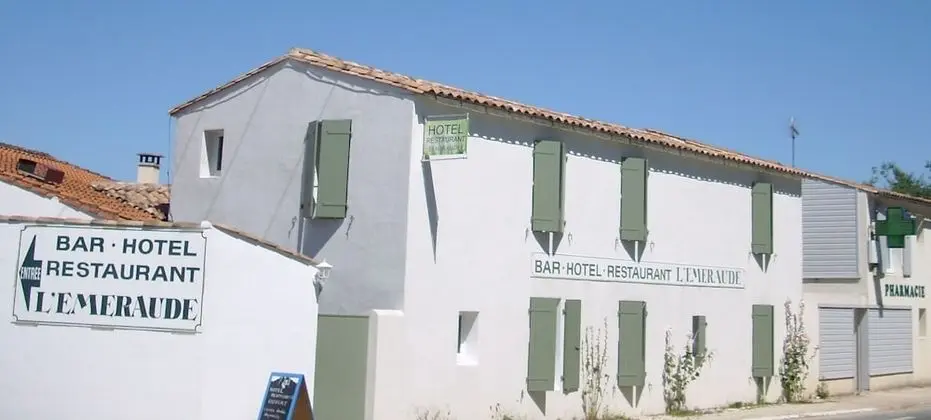 Hotel Restaurant L'Emeraude - Dış Mekan